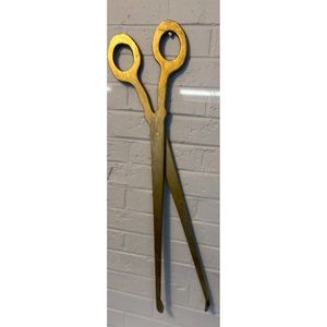 Novelty Wood Wall Art Scissor Decor Art, Hair Salon ,Staged Ribbon Cutting Prop